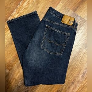 Like NEW! Mens American Eagle Jeans 36x30